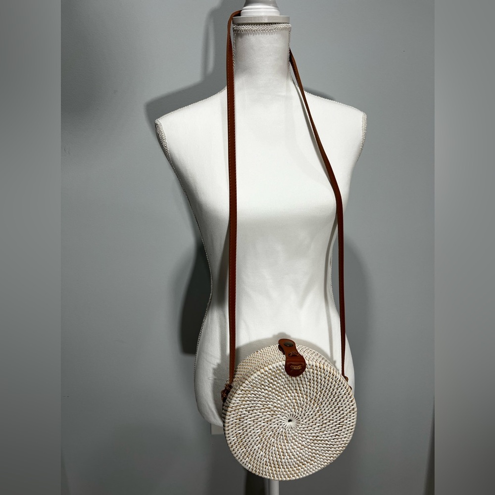 Round Cream and Brown Woven Crossbody Bag